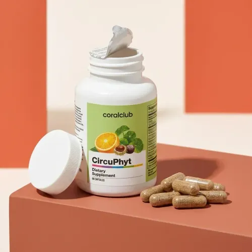 Flaconul CircuPhyt cu capsule pe fundal geometric, cu accente de citrice.